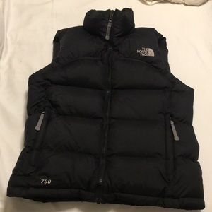 Women’s north face puffy vest size small